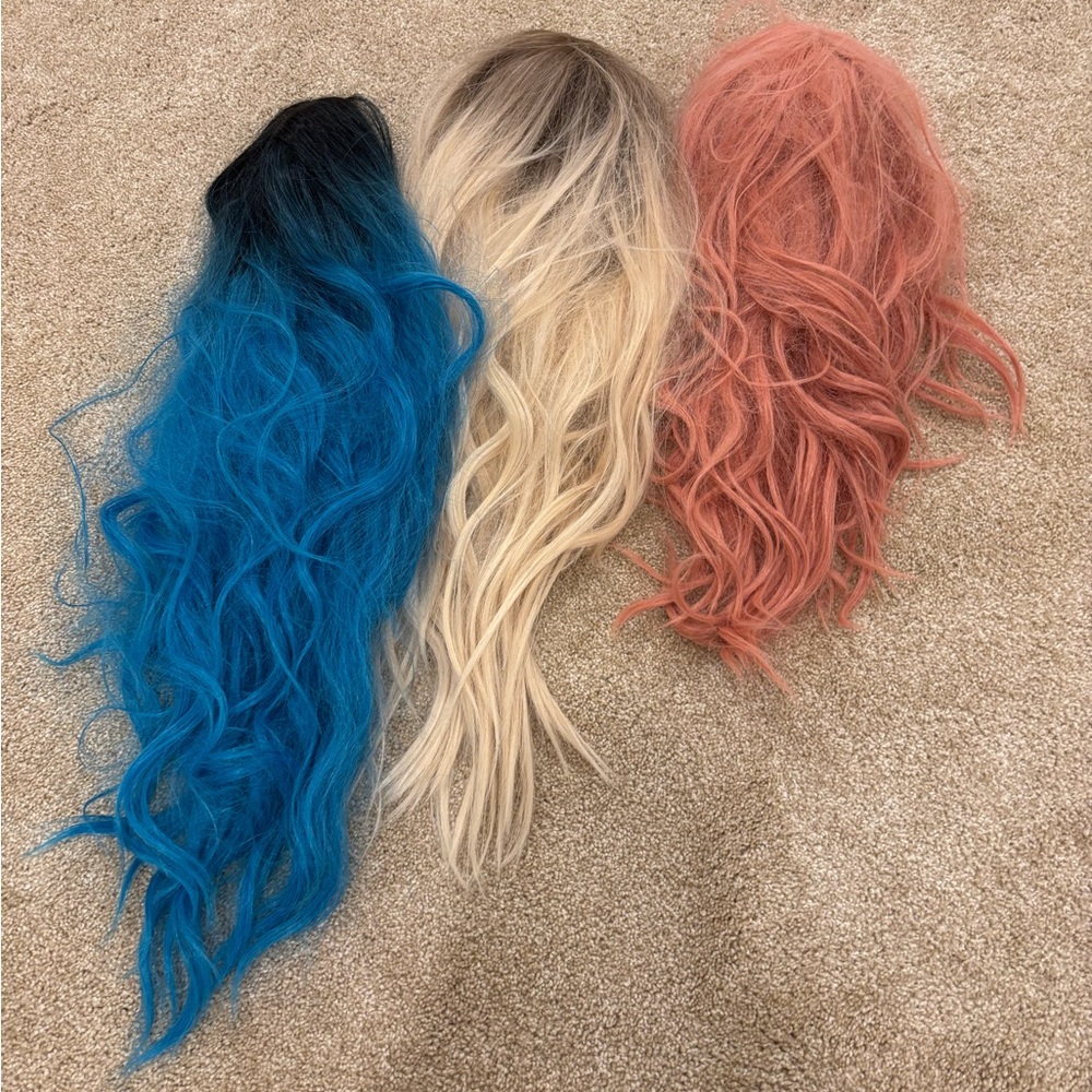 Costumes, accessories, wigs